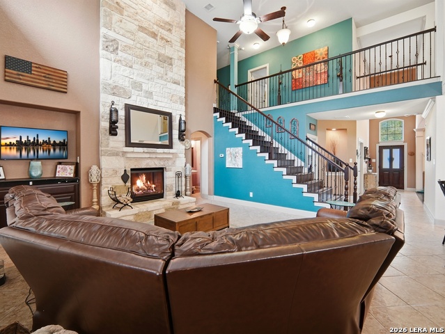 Listing photo id 6 for 11911 Lampasas Trl