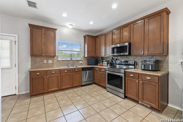 Image 11 of 42 For 9515 Nueces Canyon