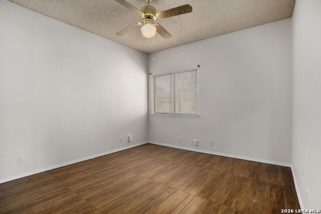 Image 15 of 33 For 5891 Spring Grn