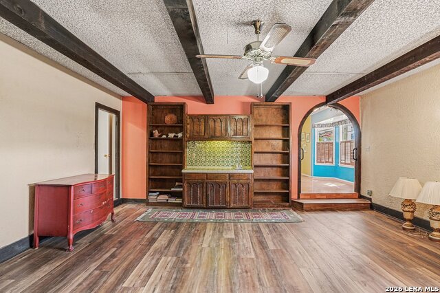 Image 16 of 30 For 207 Coronet  