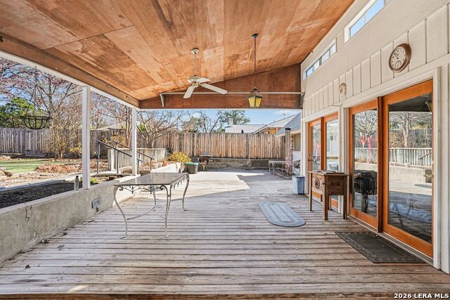 Image 27 of 30 For 207 Coronet  