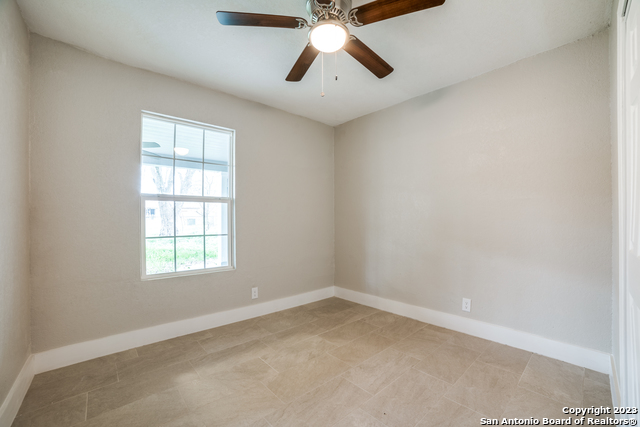 Image 12 of 34 For 7334 Glen Hart