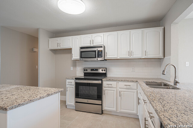 Image 2 of 34 For 7334 Glen Hart