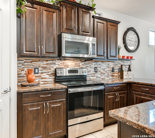 Image 12 of 32 For 1254 Nicholas Manor