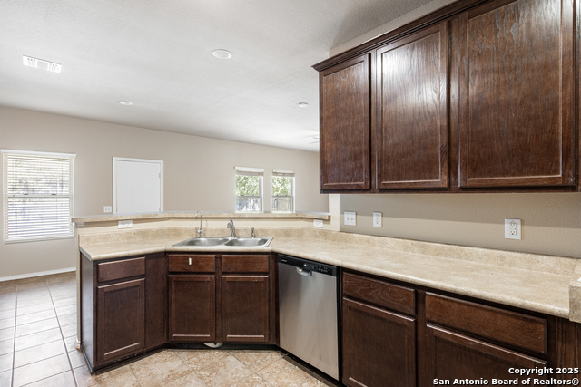 Image 21 of 42 For 12407 Caprock Ranch