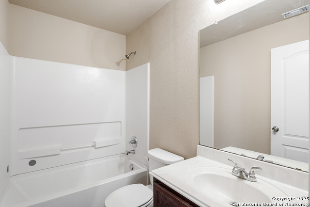 Image 30 of 42 For 12407 Caprock Ranch