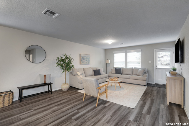 Image 5 of 25 For 31562 Acacia Vista