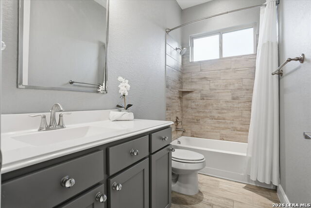 Image 31 of 50 For 3231 Lilly Flower