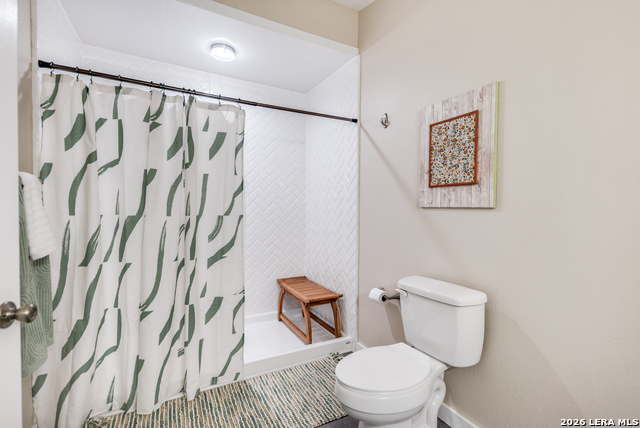 Image 21 of 30 For 1725 Fm 2504