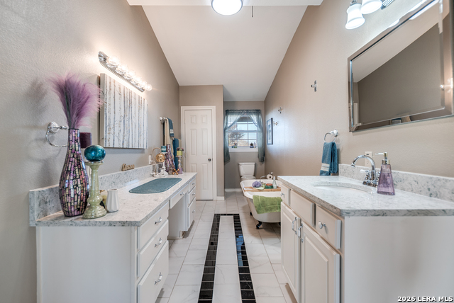 Image 23 of 30 For 1725 Fm 2504