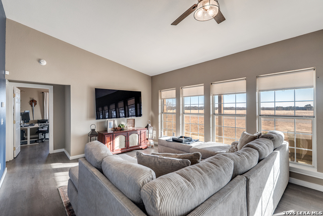 Image 6 of 30 For 1725 Fm 2504