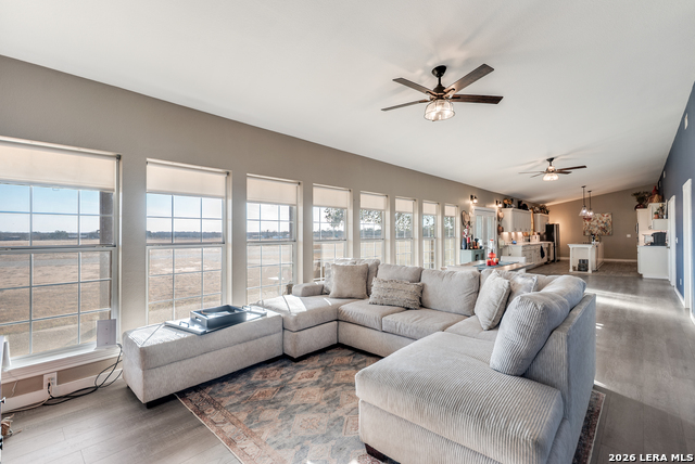 Image 7 of 30 For 1725 Fm 2504