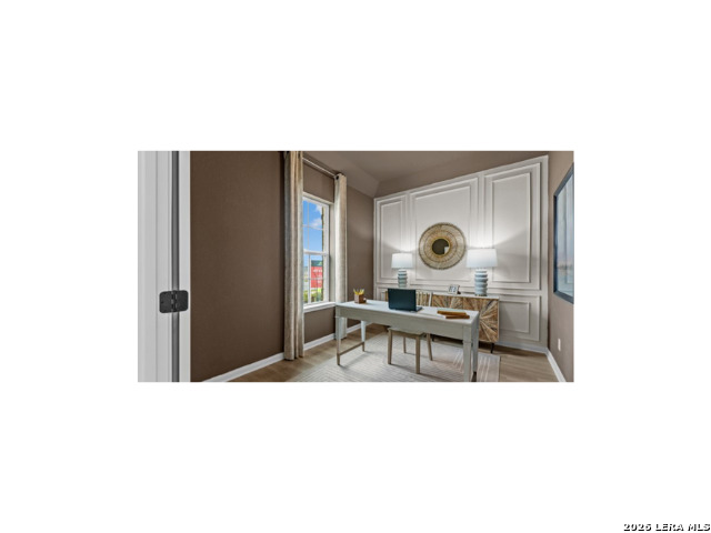 Image 2 of 11 For 6411 Penny Path