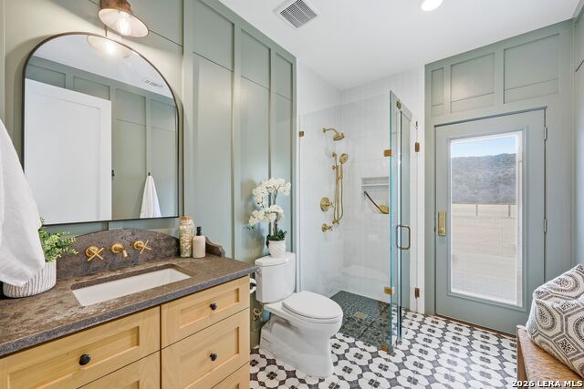 Image 27 of 43 For 807 Wade Road