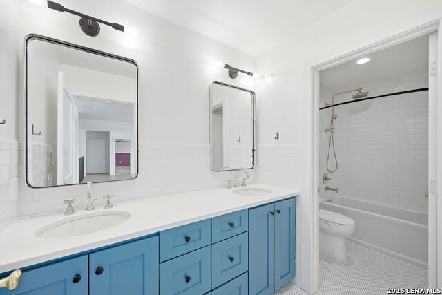 Image 32 of 43 For 807 Wade Road