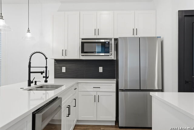 Image 13 of 40 For 317 Porter St