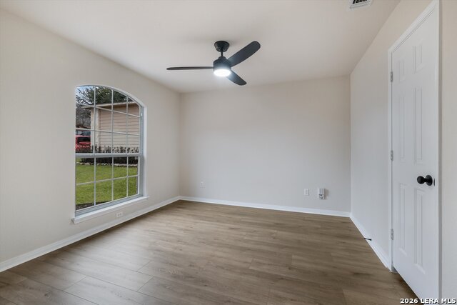 Image 12 of 18 For 5390 Chestnut View