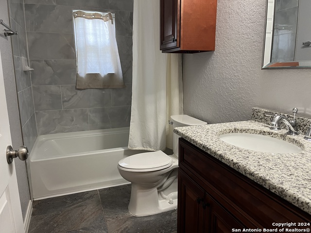 Image 11 of 19 For 2826 Christian