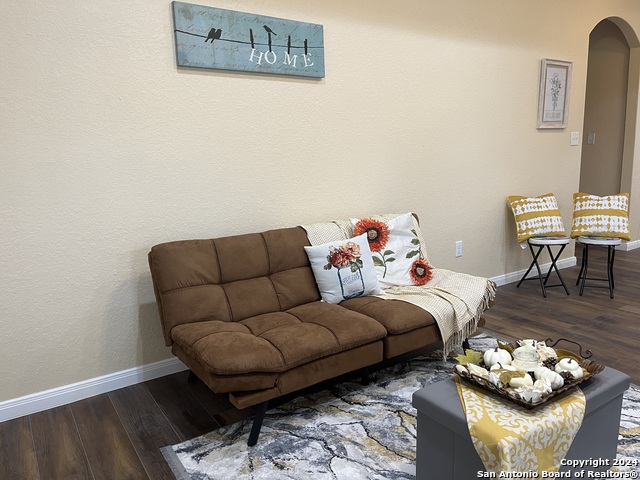 Image 5 of 19 For 2826 Christian