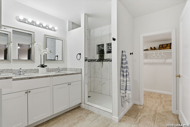 Image 14 of 29 For 2543 Mulberry W