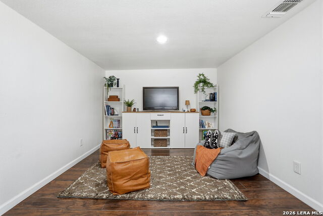 Image 19 of 29 For 2543 Mulberry W