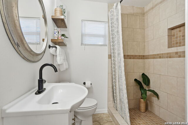 Image 21 of 29 For 2543 Mulberry W