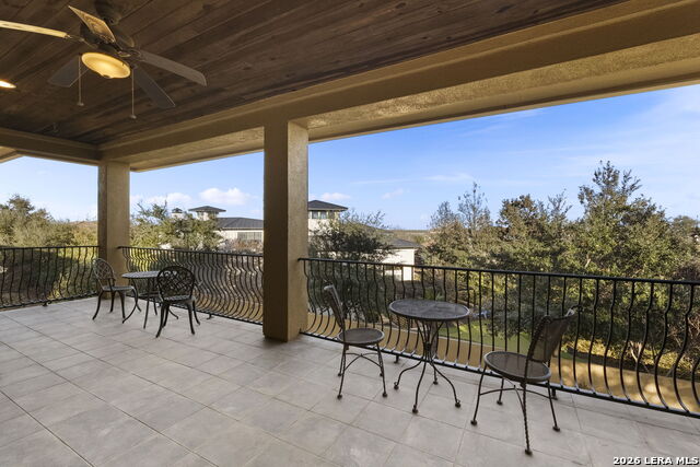 Image 32 of 53 For 3827 Luz Del Faro