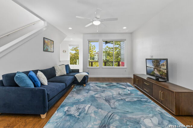 Image 10 of 49 For 102 Tendick St  Unit 602