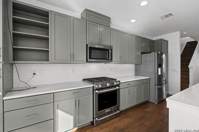 Image 20 of 49 For 102 Tendick St  Unit 602