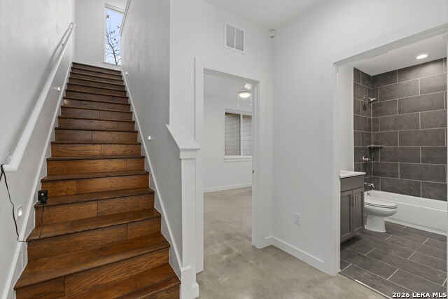 Image 27 of 49 For 102 Tendick St  Unit 602