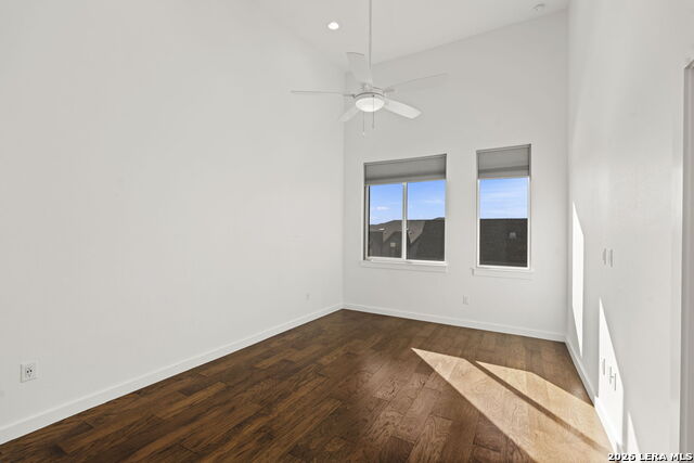 Image 33 of 49 For 102 Tendick St  Unit 602