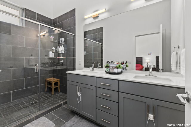 Image 38 of 49 For 102 Tendick St  Unit 602