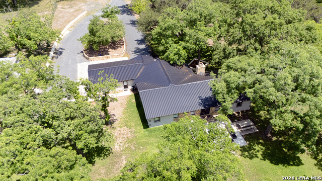 Image 12 of 89 For 727 Leakey Springs Rd.