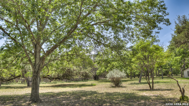 Image 19 of 89 For 727 Leakey Springs Rd.