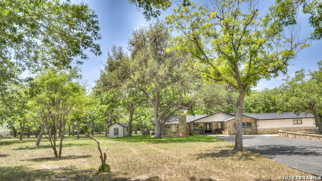 Image 20 of 89 For 727 Leakey Springs Rd.