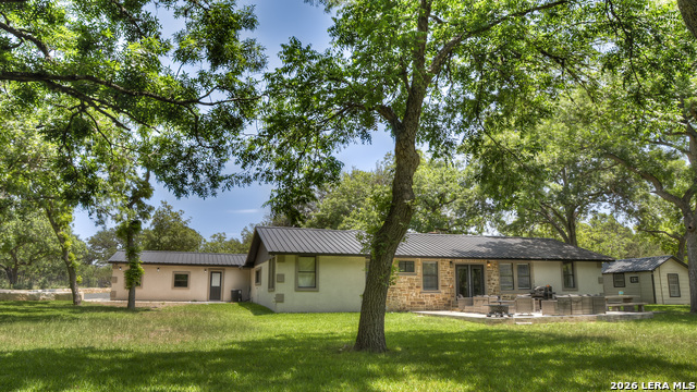 Image 35 of 89 For 727 Leakey Springs Rd.