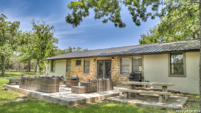 Image 37 of 89 For 727 Leakey Springs Rd.