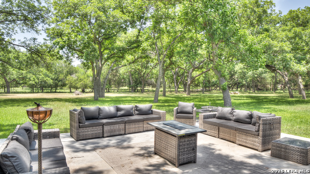 Image 40 of 89 For 727 Leakey Springs Rd.