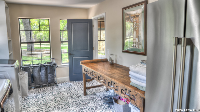 Image 68 of 89 For 727 Leakey Springs Rd.