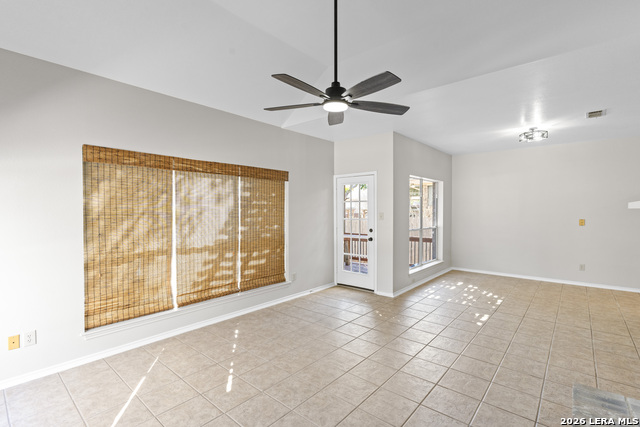 Image 15 of 37 For 8814 Lost Arbor Cir