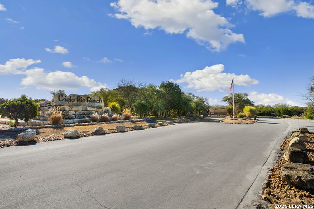 Image 2 of 20 For 180 La Vista Ct