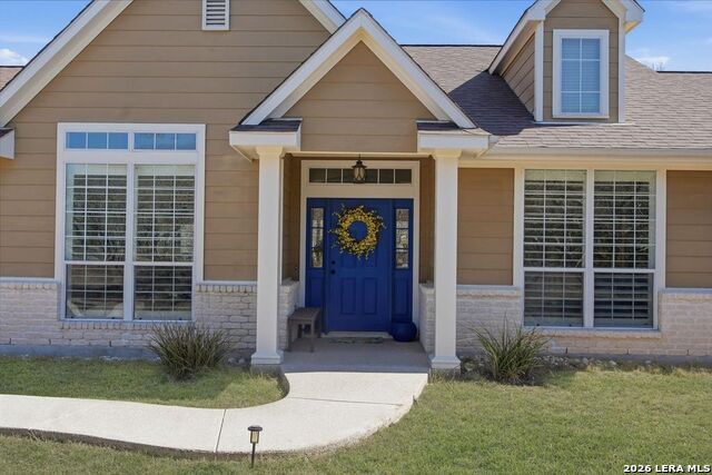 Image 4 of 44 For 318 River Ridge