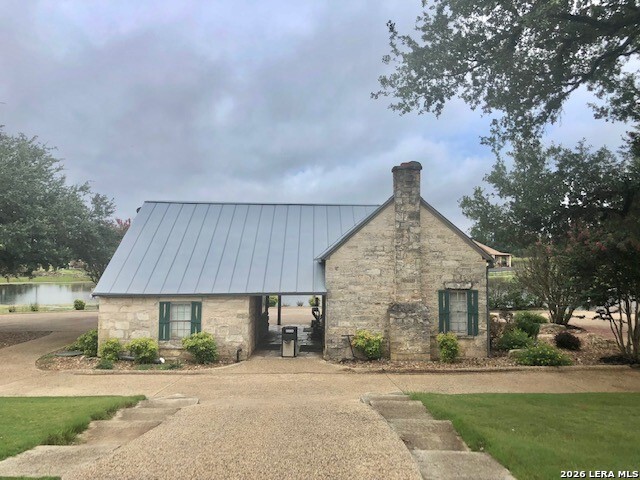 Image 17 of 27 For 107 Serapia Garza