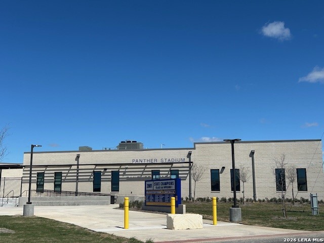 Image 26 of 27 For 107 Serapia Garza