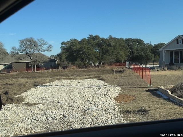 Image 8 of 27 For 107 Serapia Garza