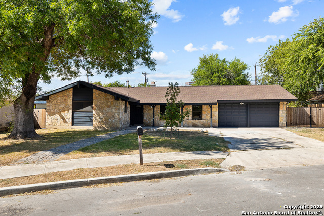 Details for 9311 Contessa Dr, San Antonio, TX 78216