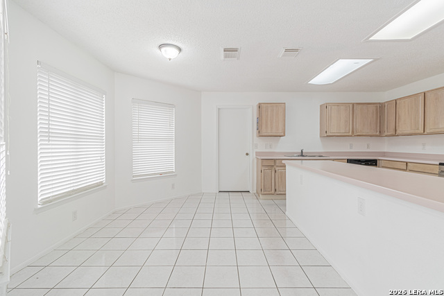 Image 20 of 52 For 11015 Kimes Park Dr