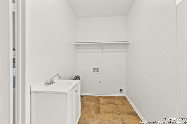 Image 8 of 26 For 2606 Ashton Village