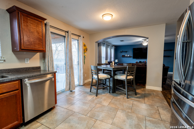 Image 9 of 31 For 6119 Spotters Ridge