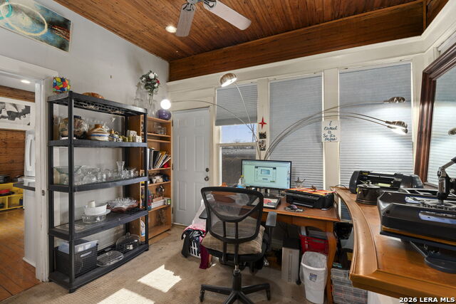 Image 18 of 57 For 3221 Flores N